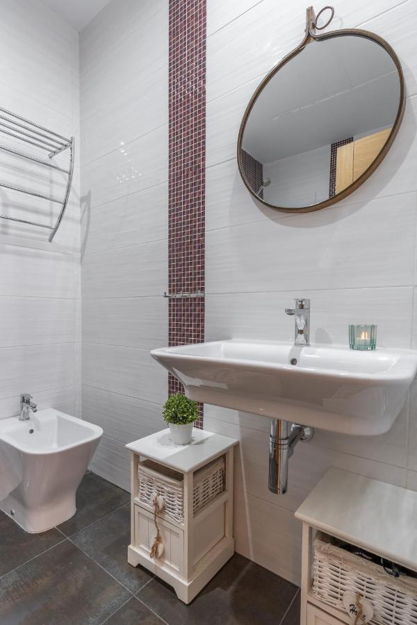 Tuguest Postigo II Catedral Apartment - Free Parking Гранада Экстерьер фото