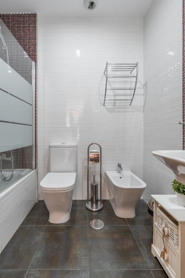 Tuguest Postigo II Catedral Apartment - Free Parking Гранада Экстерьер фото