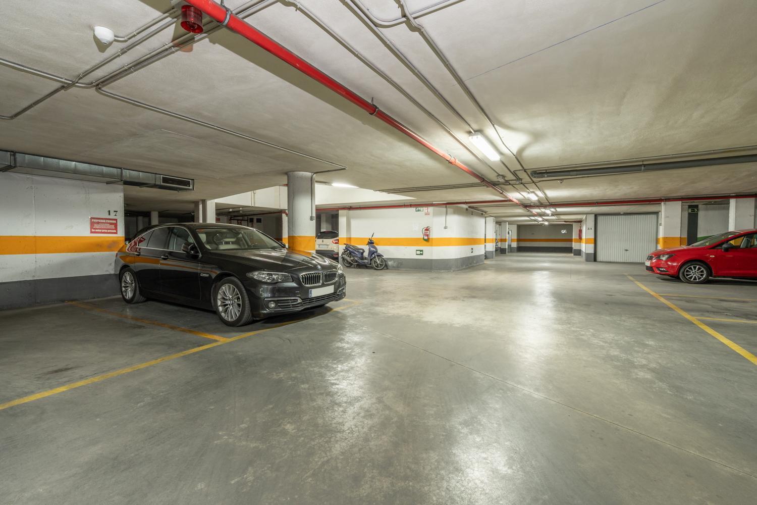 Tuguest Postigo II Catedral Apartment - Free Parking Гранада Экстерьер фото