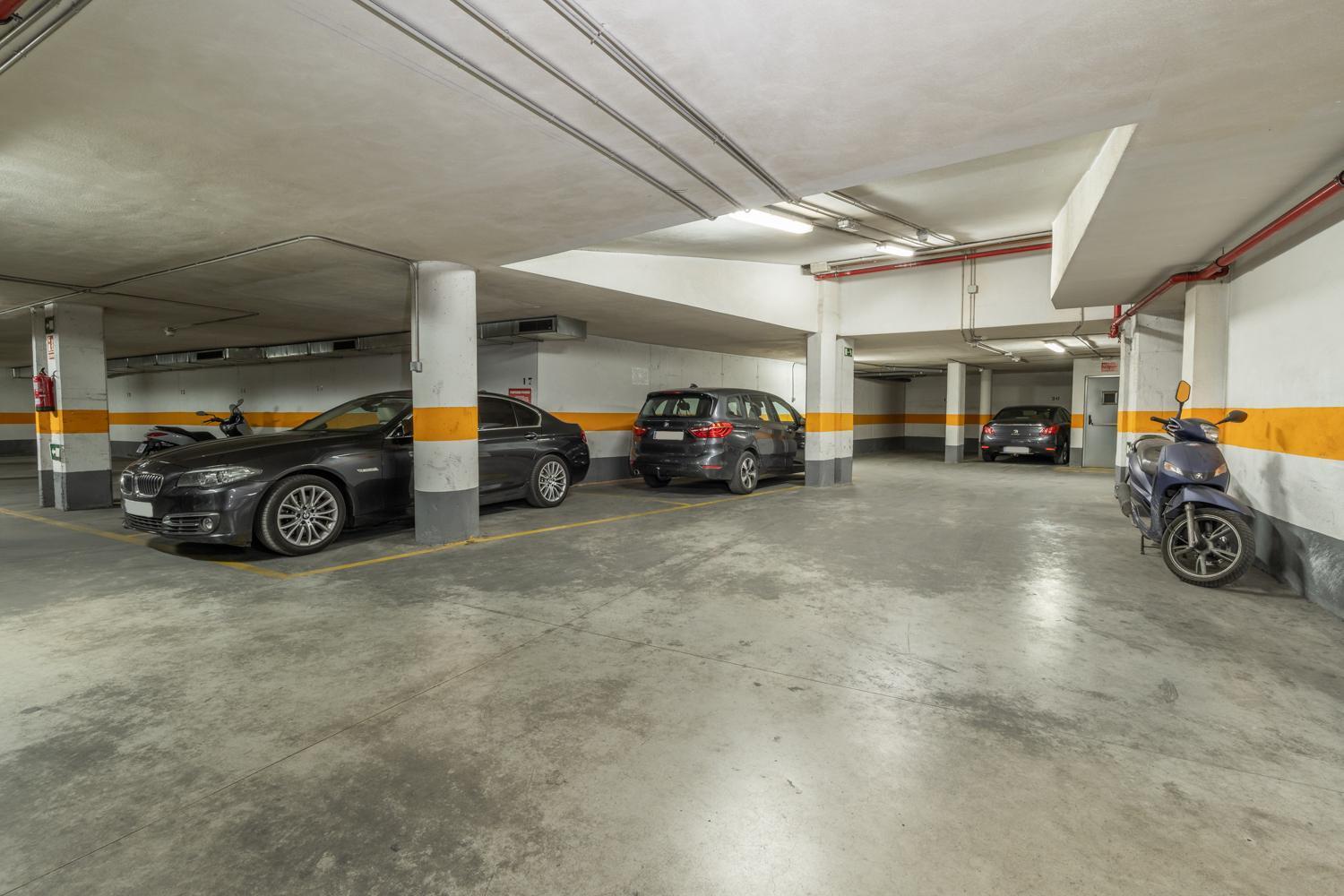 Tuguest Postigo II Catedral Apartment - Free Parking Гранада Экстерьер фото
